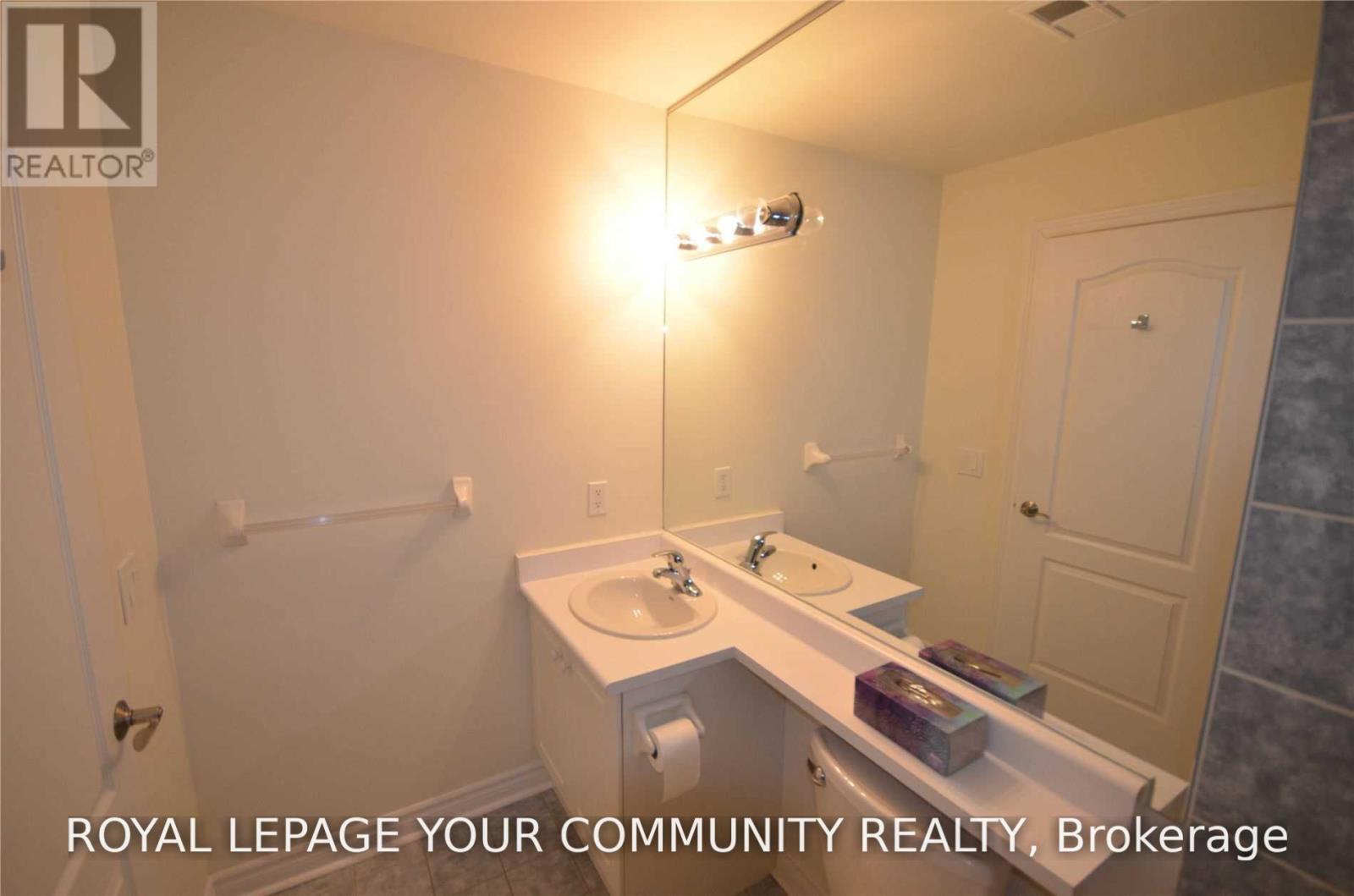 105 - 60 Disera Drive, Vaughan, Ontario L4J 9G1 - Photo 9 - N13664056