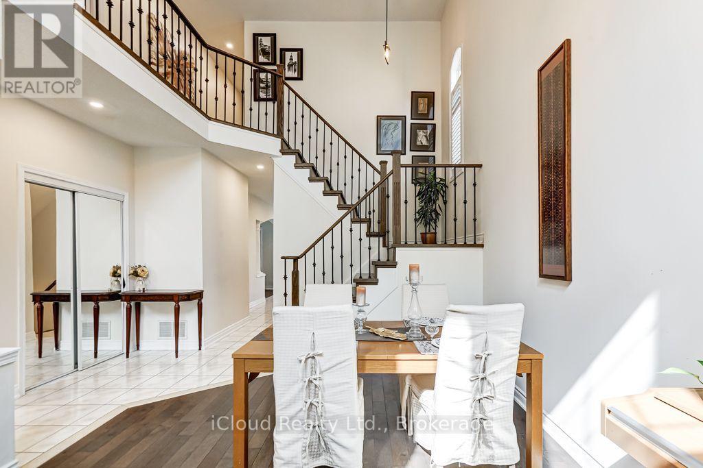 40 Ralph Chalmers Avenue, Markham, Ontario  L6E 2C3 - Photo 7 - N13664158