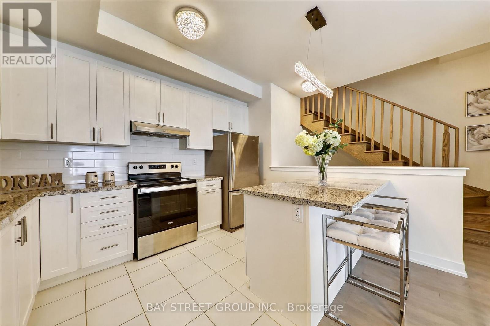 42 Herman Gilroy Lane, Markham, Ontario  L6C 3L7 - Photo 10 - N13663674