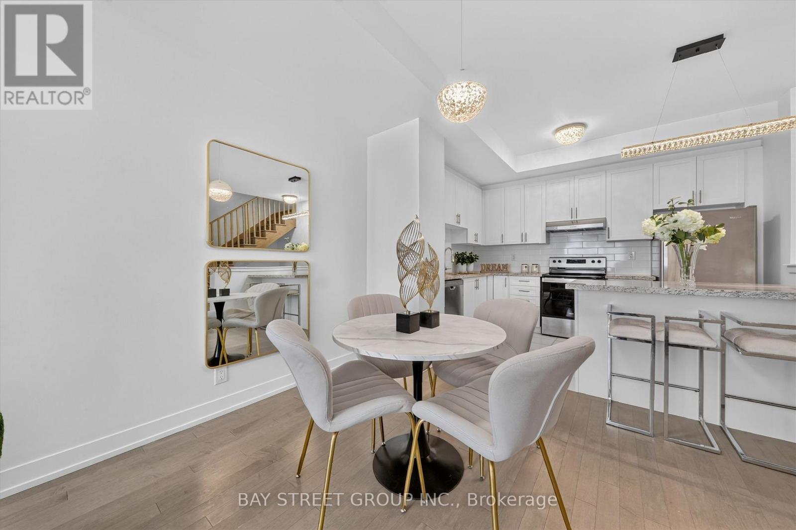 42 Herman Gilroy Lane, Markham, Ontario  L6C 3L7 - Photo 8 - N13663674