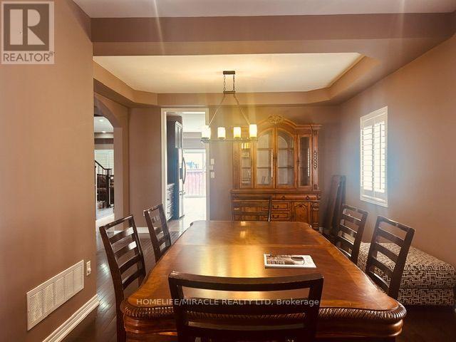 Upper Level - 3 Lindyfalls Drive, Brampton (Bram East), Ontario  L6P 2V6 - Photo 10 - W13664058