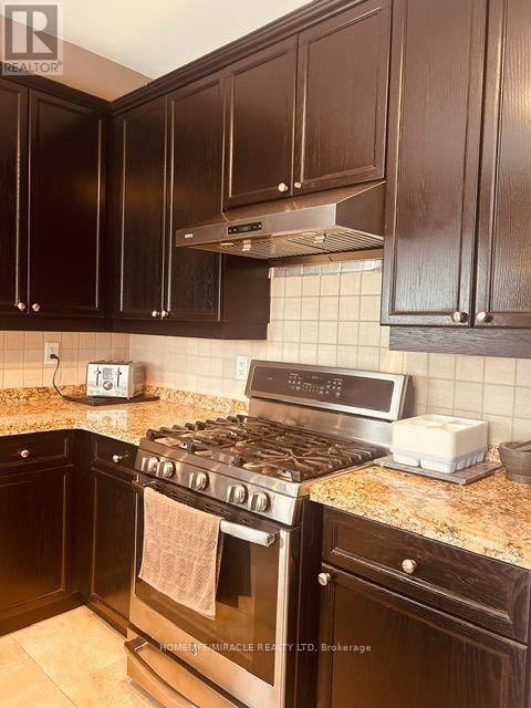 Upper Level - 3 Lindyfalls Drive, Brampton (Bram East), Ontario  L6P 2V6 - Photo 18 - W13664058