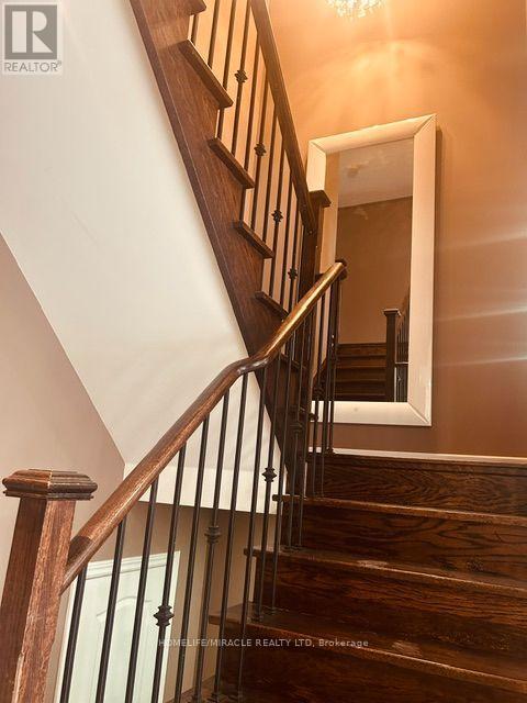 Upper Level - 3 Lindyfalls Drive, Brampton (Bram East), Ontario  L6P 2V6 - Photo 26 - W13664058