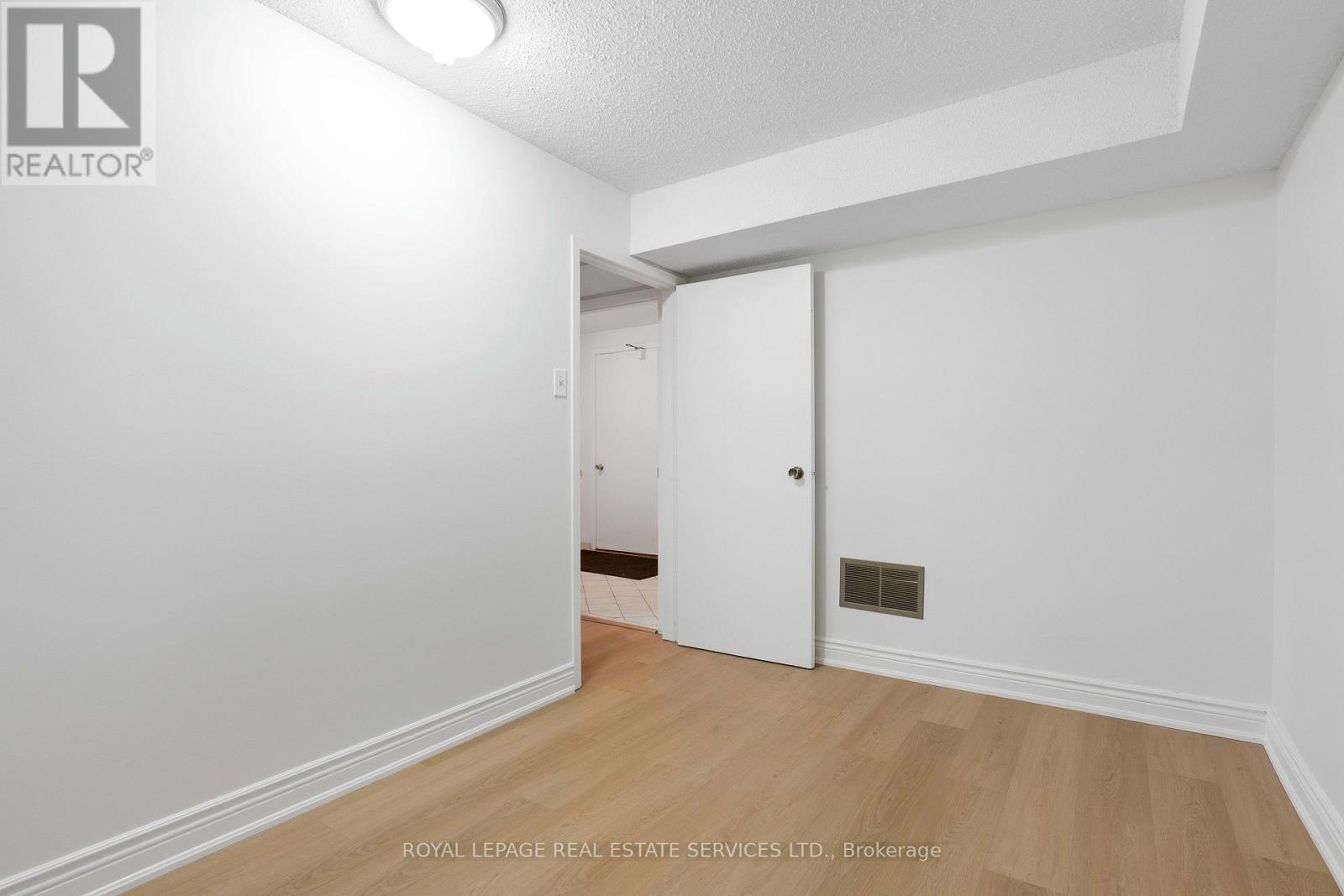 3192 Windwood Drive, Mississauga, Ontario L5N 2N5 - Photo 30 - W13664078