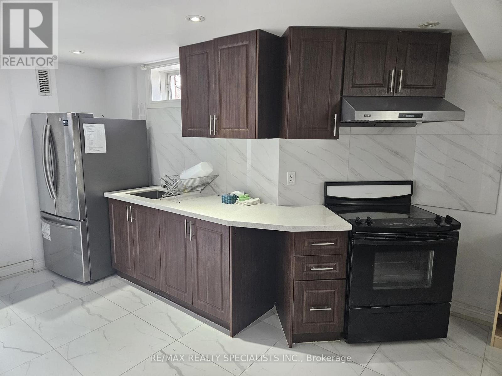 Lower - 3774 Arbourview Terrace, Mississauga, Ontario  L5M 7A8 - Photo 3 - W13664120