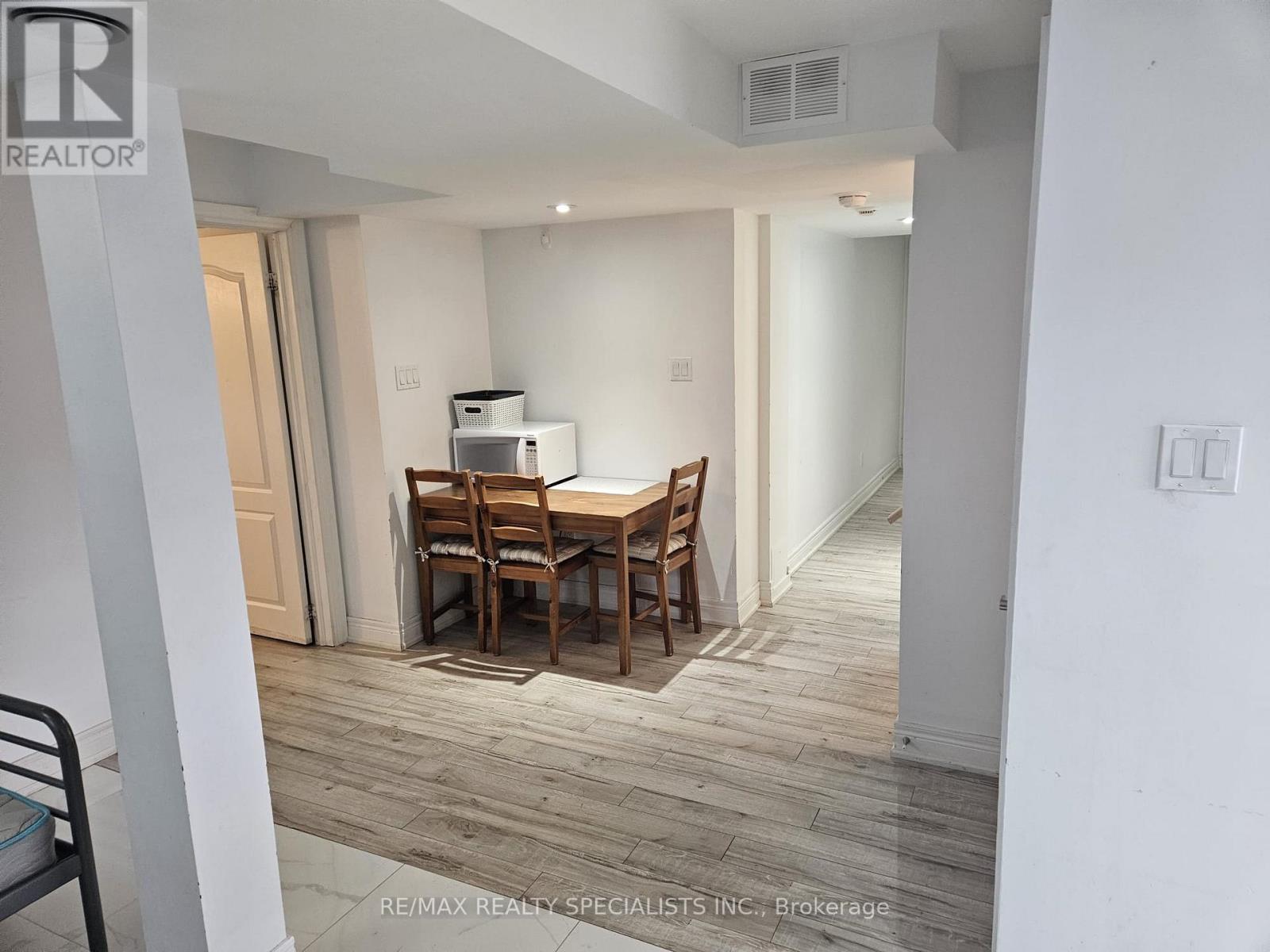 Lower - 3774 Arbourview Terrace, Mississauga, Ontario  L5M 7A8 - Photo 5 - W13664120