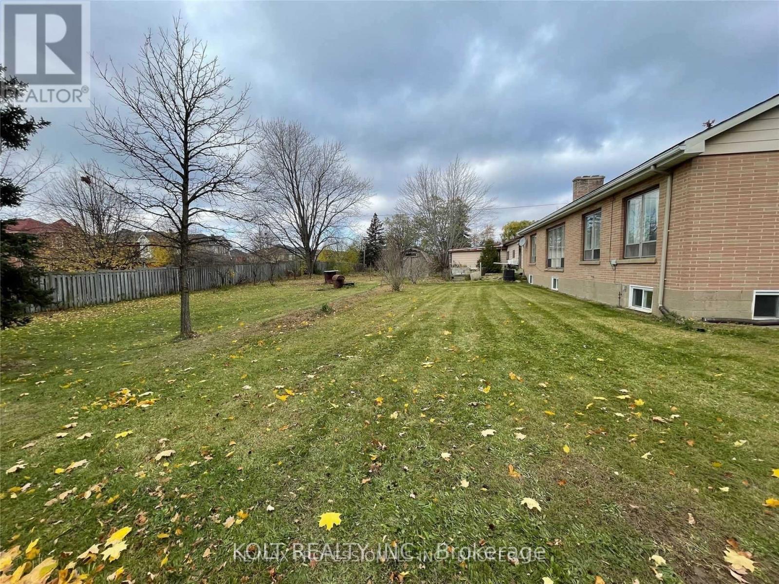 12084 Hurontario Street, Brampton, Ontario  L7A 1E6 - Photo 11 - W13664134