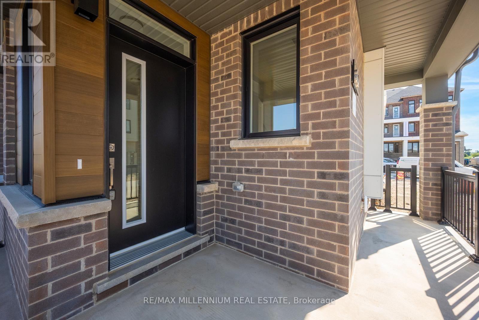 Main - 36 Thornbird Crescent, Brampton, Ontario  L7A 0B8 - Photo 10 - W13664156