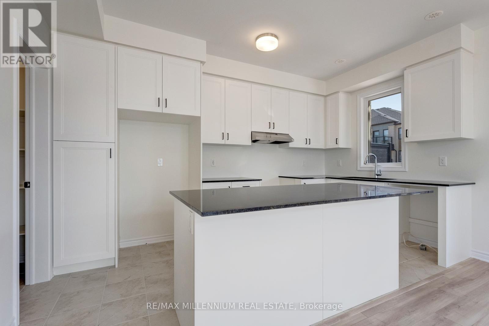 Main - 36 Thornbird Crescent, Brampton, Ontario  L7A 0B8 - Photo 18 - W13664156