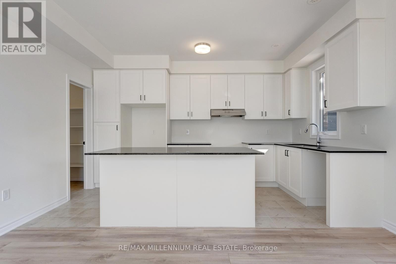Main - 36 Thornbird Crescent, Brampton, Ontario  L7A 0B8 - Photo 21 - W13664156