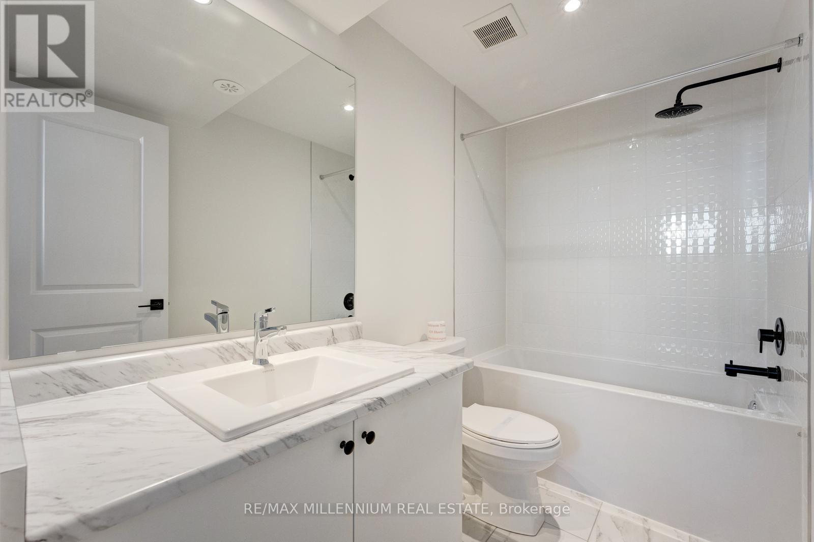 Main - 36 Thornbird Crescent, Brampton, Ontario  L7A 0B8 - Photo 23 - W13664156