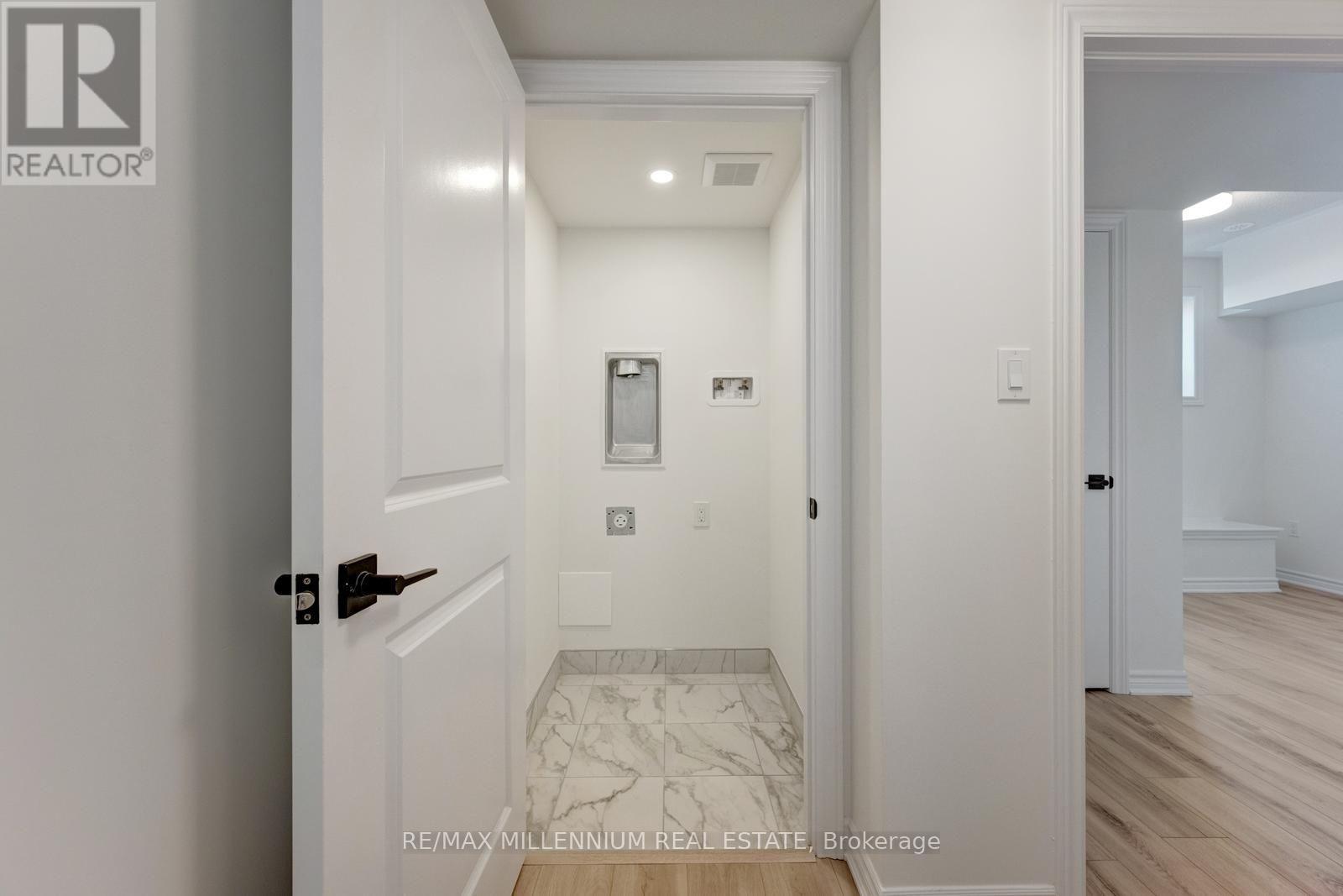 Main - 36 Thornbird Crescent, Brampton, Ontario  L7A 0B8 - Photo 24 - W13664156