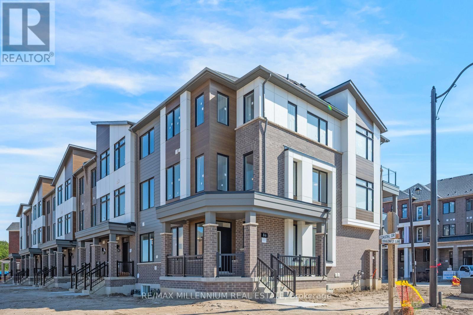Main - 36 Thornbird Crescent, Brampton, Ontario  L7A 0B8 - Photo 6 - W13664156