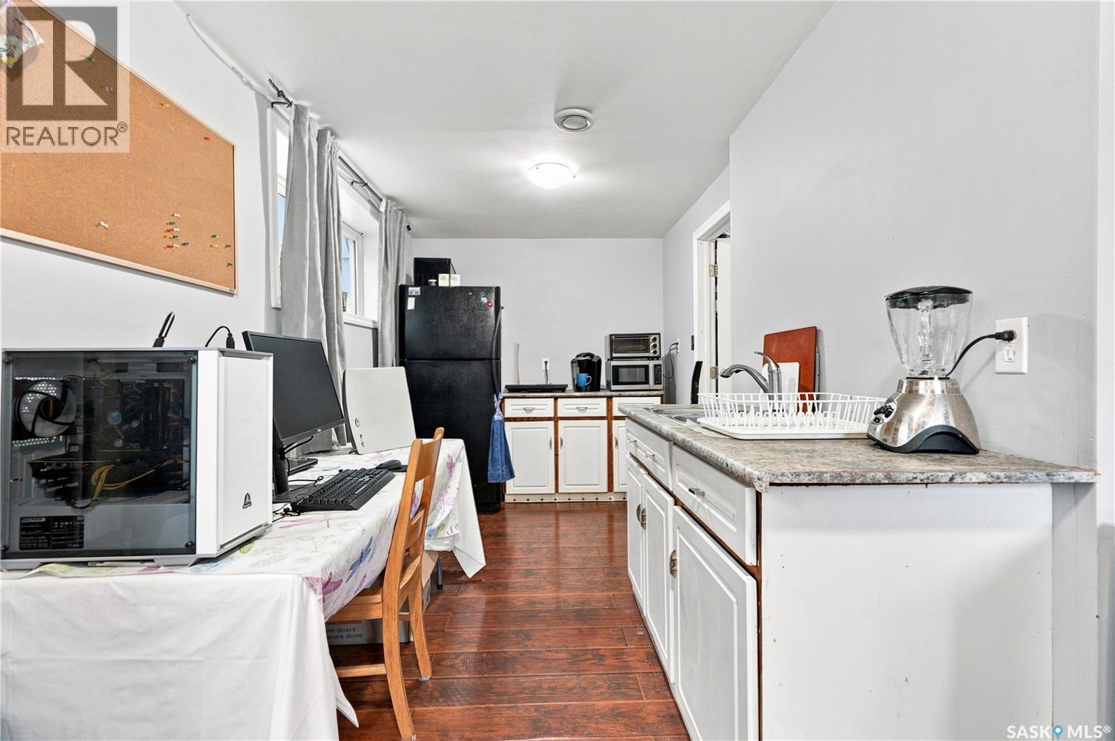 3010 37th Street W, Saskatoon, Saskatchewan  S7L 7H9 - Photo 45 - SK045269
