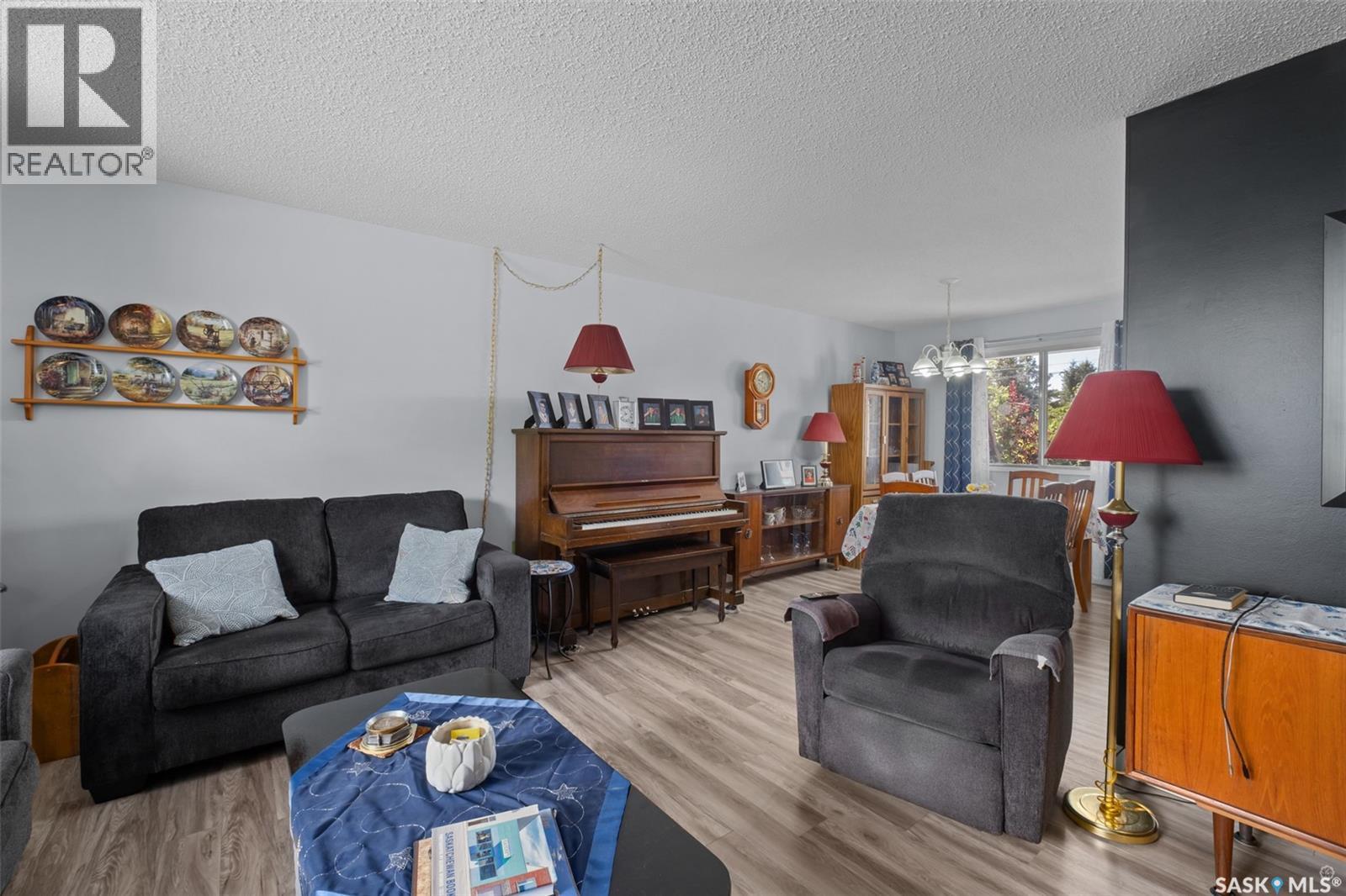 463 30th Street E, Prince Albert, Saskatchewan  S6V 1Z5 - Photo 3 - SK045235