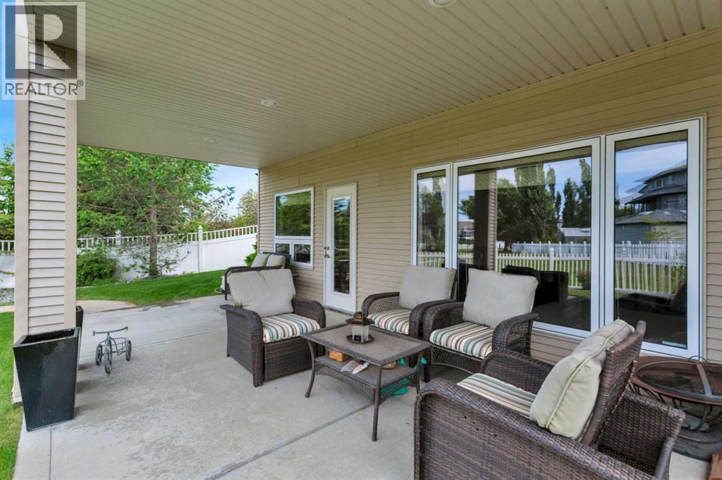 15 Liberty Place, Sylvan Lake, Alberta  T4S 0A2 - Photo 32 - A2327554