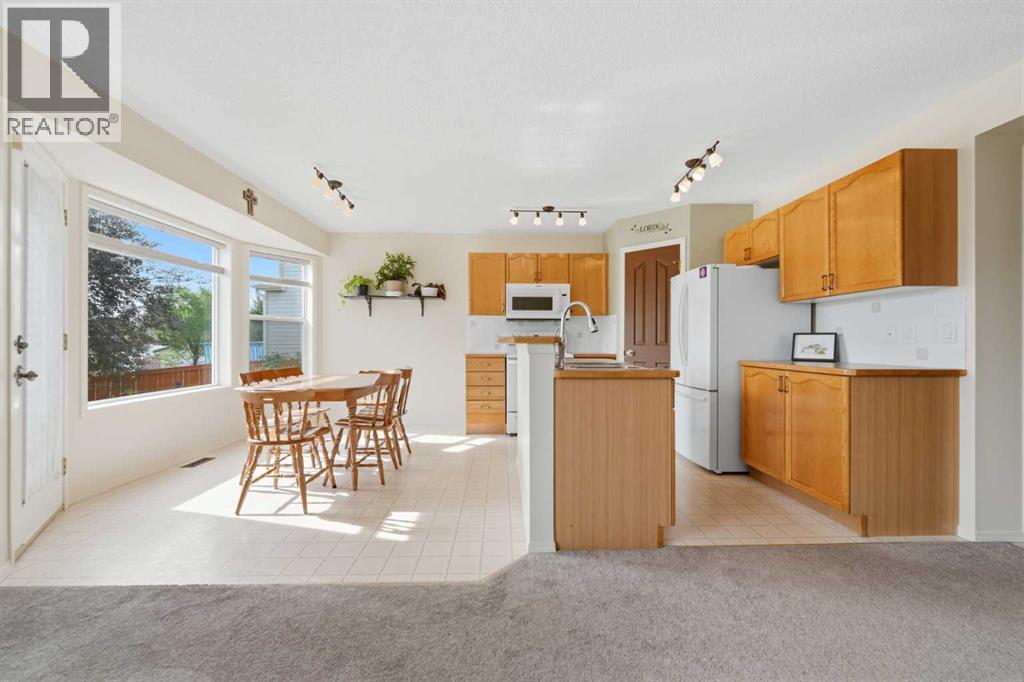 46 Somerside Place Sw, Calgary, Alberta  T2Y 3V3 - Photo 16 - A2314145