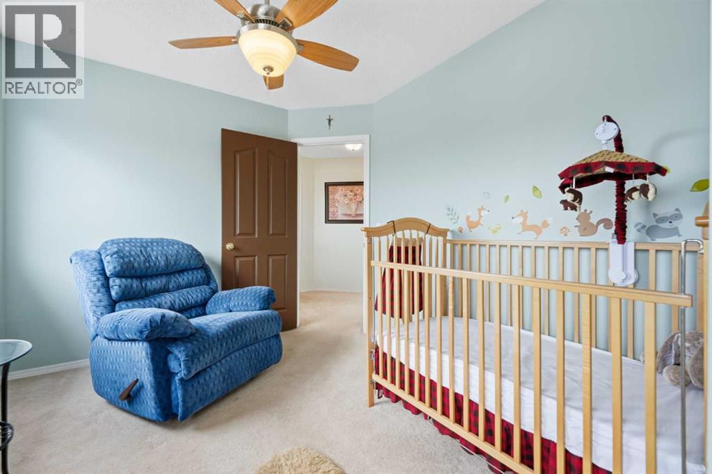 46 Somerside Place Sw, Calgary, Alberta  T2Y 3V3 - Photo 26 - A2314145