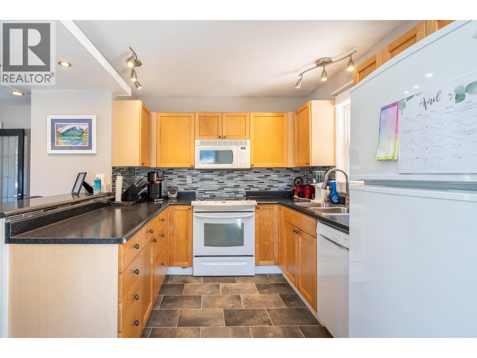 2073 Woodhaven Drive, Prince George, British Columbia  V2K 3C4 - Photo 14 - R3154860