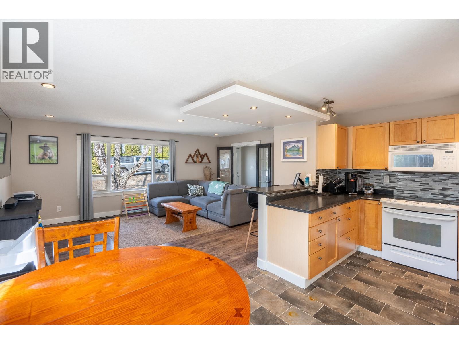 2073 Woodhaven Drive, Prince George, British Columbia  V2K 3C4 - Photo 15 - R3154860