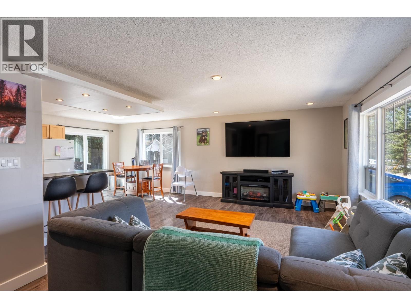 2073 Woodhaven Drive, Prince George, British Columbia  V2K 3C4 - Photo 9 - R3154860