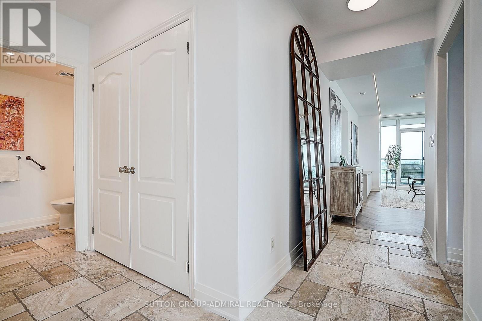 806 - 100 Promenade Circle, Vaughan, Ontario  L4J 7W7 - Photo 11 - N13647320
