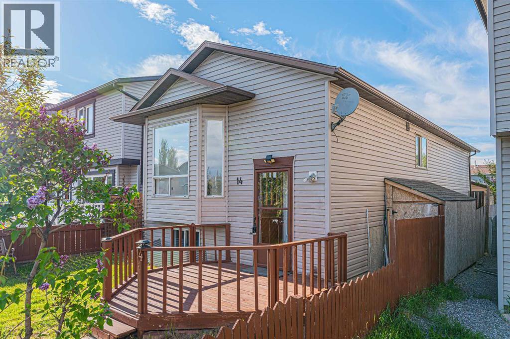 14 Martindale Mews Ne, Calgary, Alberta  T3J 2V5 - Photo 2 - A2312700