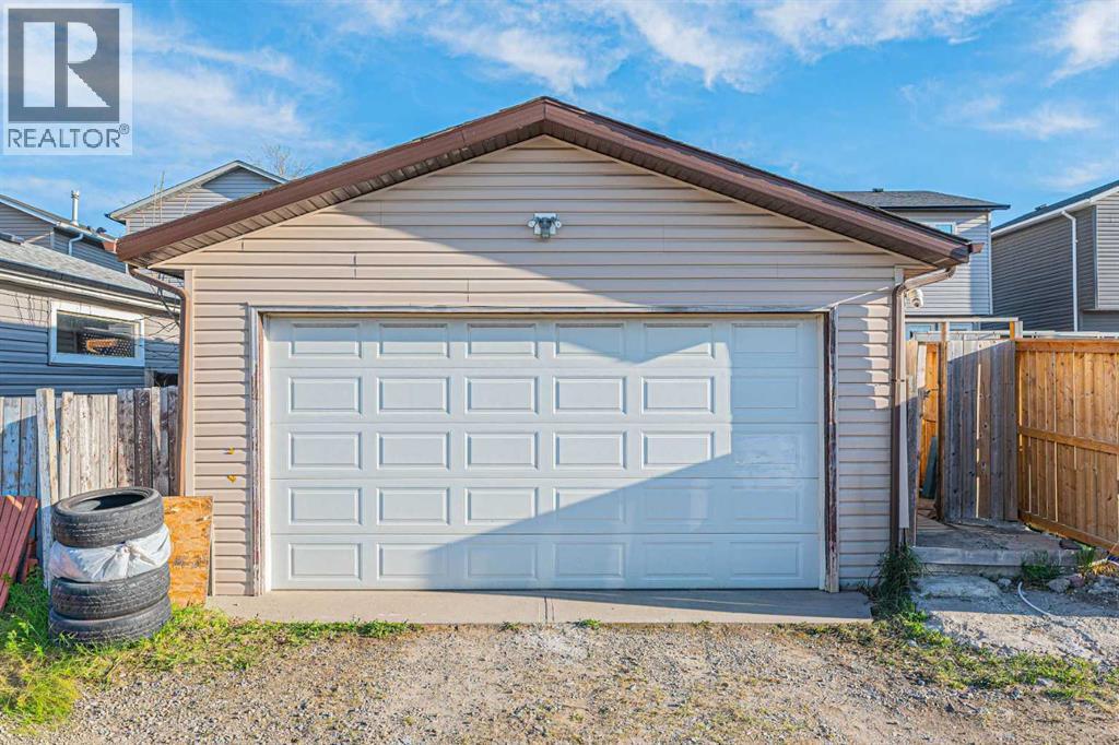 14 Martindale Mews Ne, Calgary, Alberta  T3J 2V5 - Photo 41 - A2312700