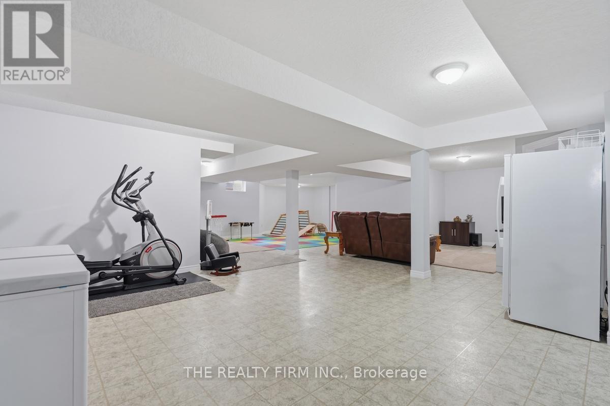 55 Farmhouse Road, London East, Ontario  N5Y 5M4 - Photo 36 - X13664206