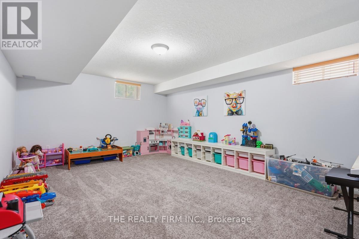 55 Farmhouse Road, London East, Ontario  N5Y 5M4 - Photo 38 - X13664206