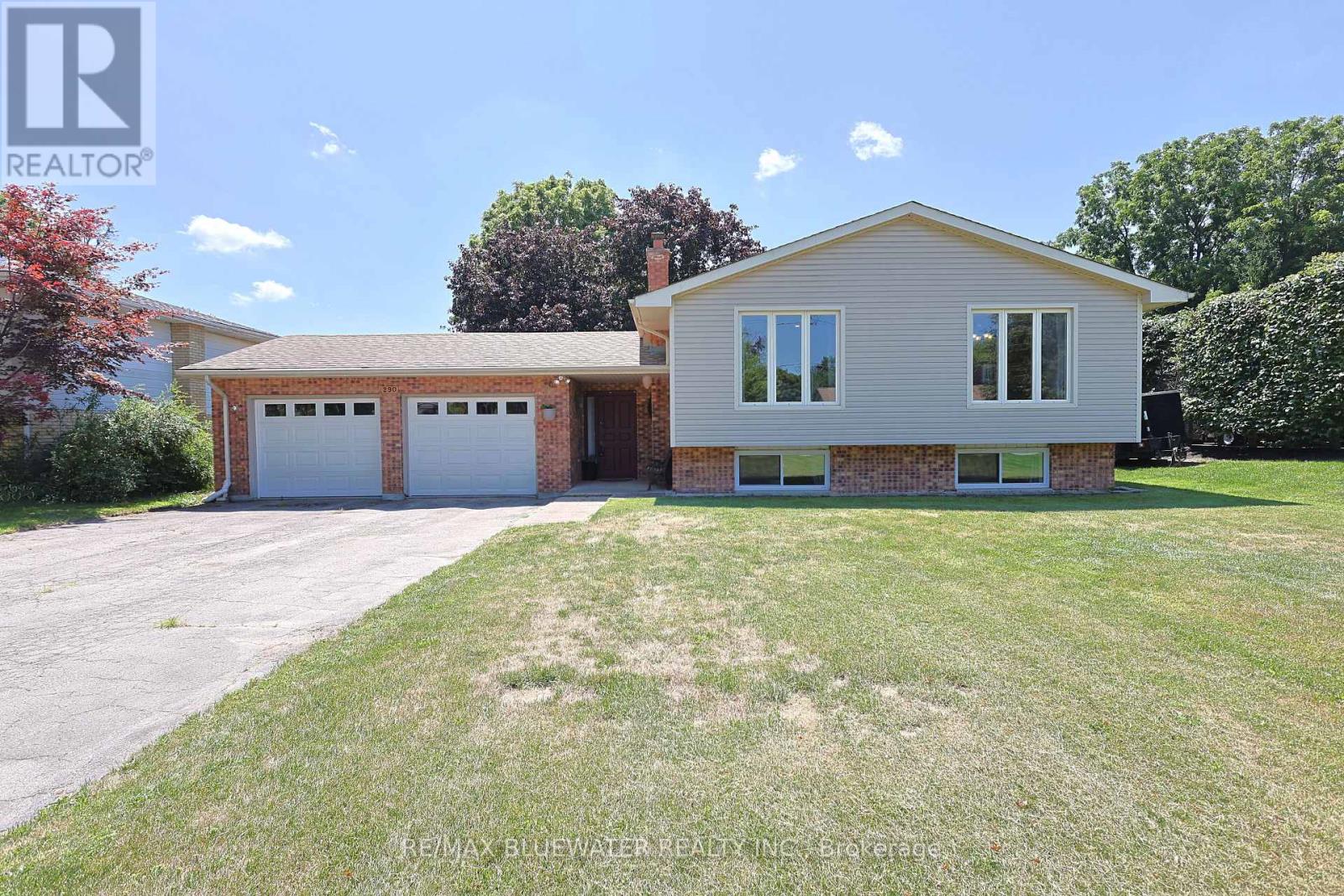 290 ANNA STREET, North Middlesex, Ontario