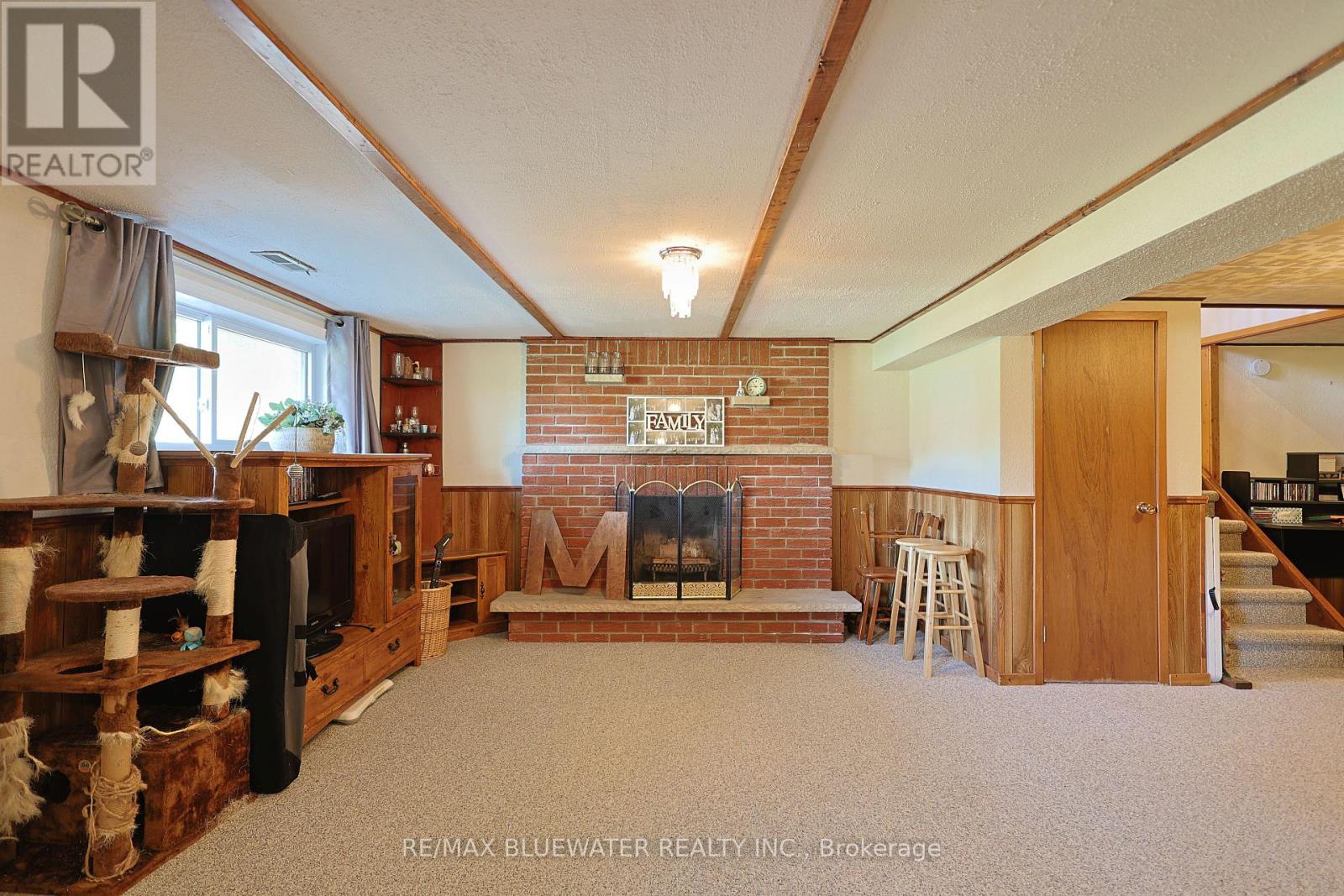 290 Anna Street, North Middlesex, Ontario  N0M 2K0 - Photo 38 - X13664234