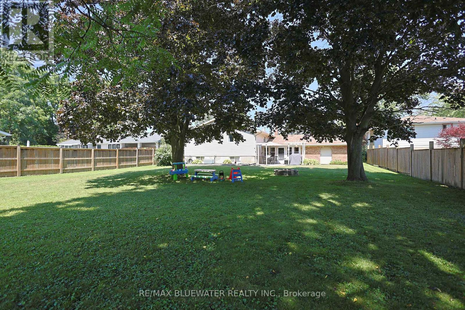 290 Anna Street, North Middlesex, Ontario  N0M 2K0 - Photo 49 - X13664234