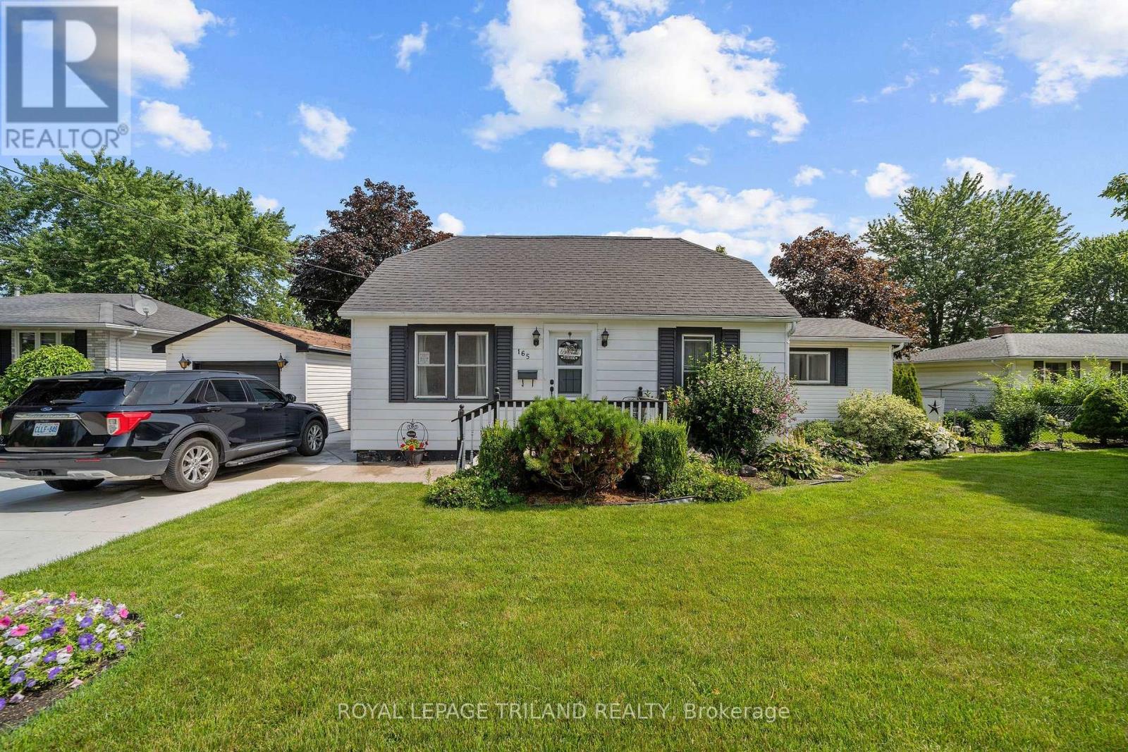 165 VICTORIA STREET, Southwest Middlesex, Ontario