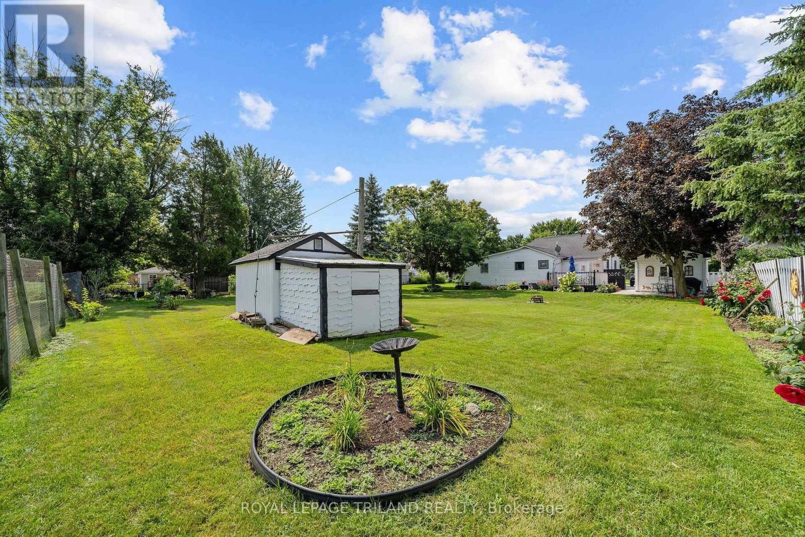 165 Victoria Street, Southwest Middlesex, Ontario  N0L 1M0 - Photo 30 - X13664318