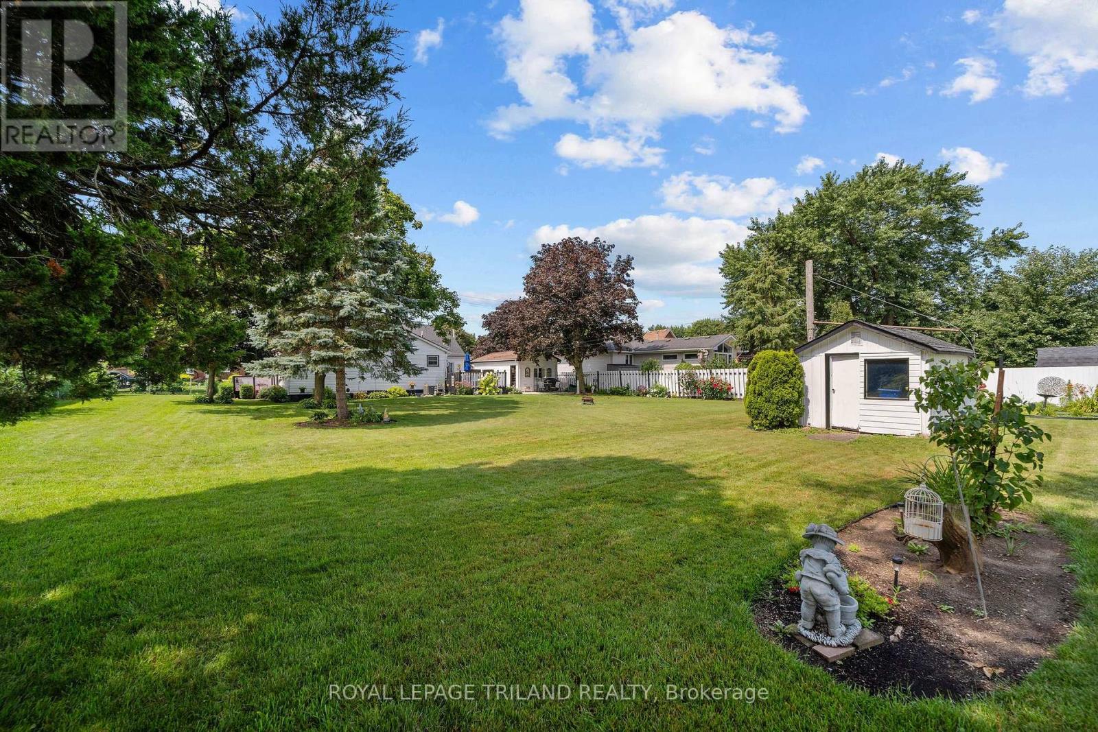 165 Victoria Street, Southwest Middlesex, Ontario  N0L 1M0 - Photo 32 - X13664318