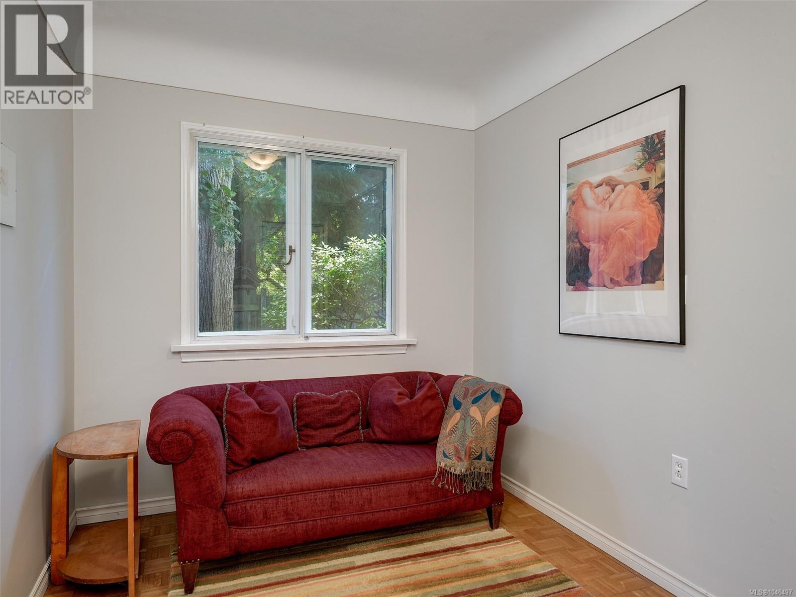 1941 Mayfair Dr, Saanich, British Columbia  V8P 1R1 - Photo 23 - 1046497