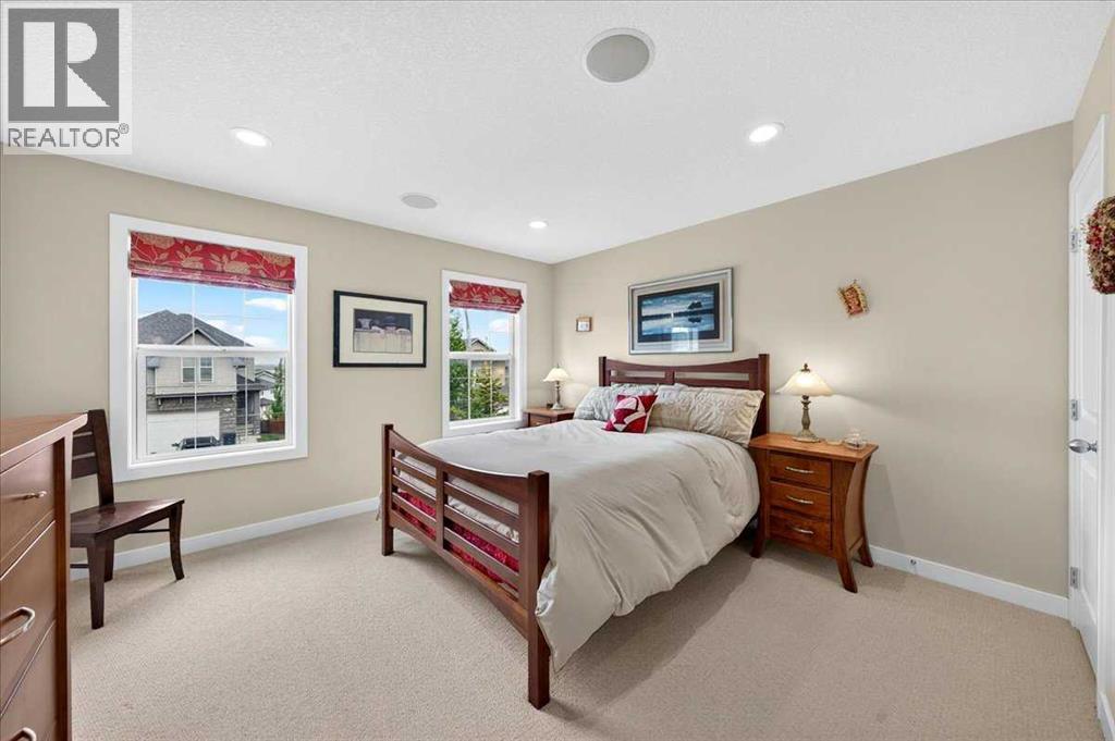 60 Sherwood Crescent NW, Calgary, Alberta  T3R 0G2 - Photo 24 - A2322660