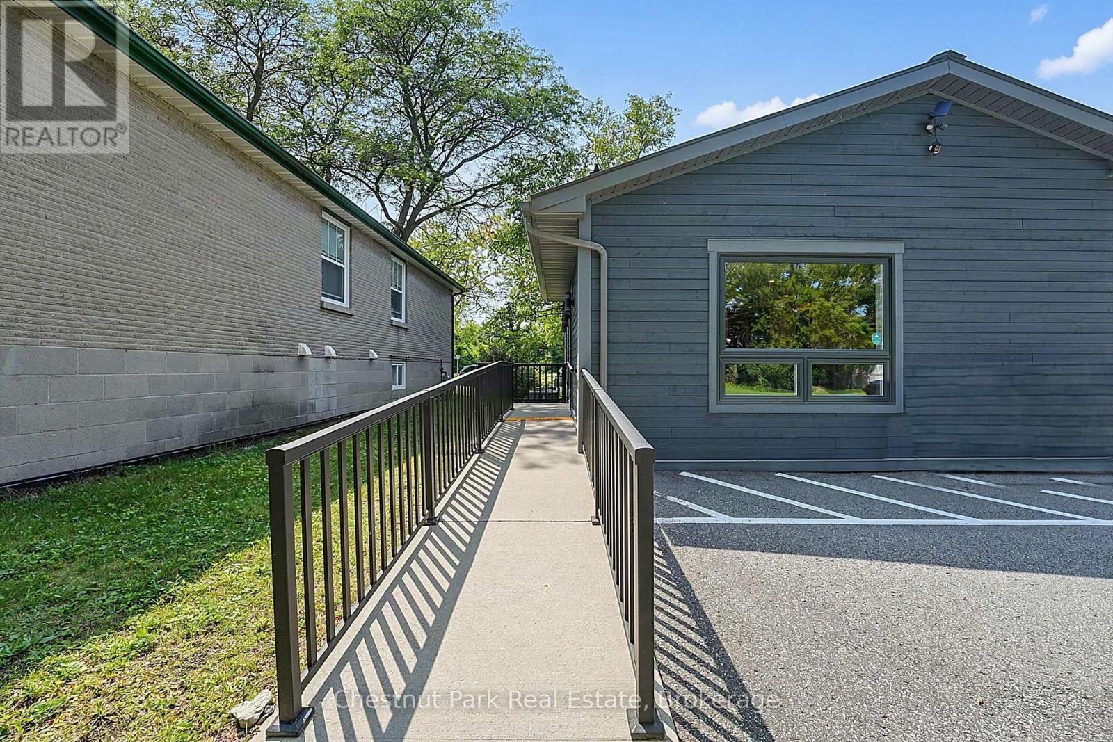 25 Maple Street, Collingwood, Ontario  L9Y 2P7 - Photo 37 - S13663504