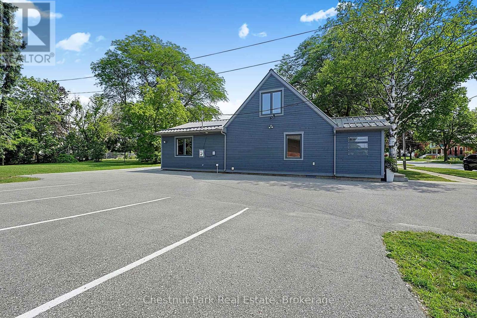 25 Maple Street, Collingwood, Ontario  L9Y 2P7 - Photo 31 - S13663504