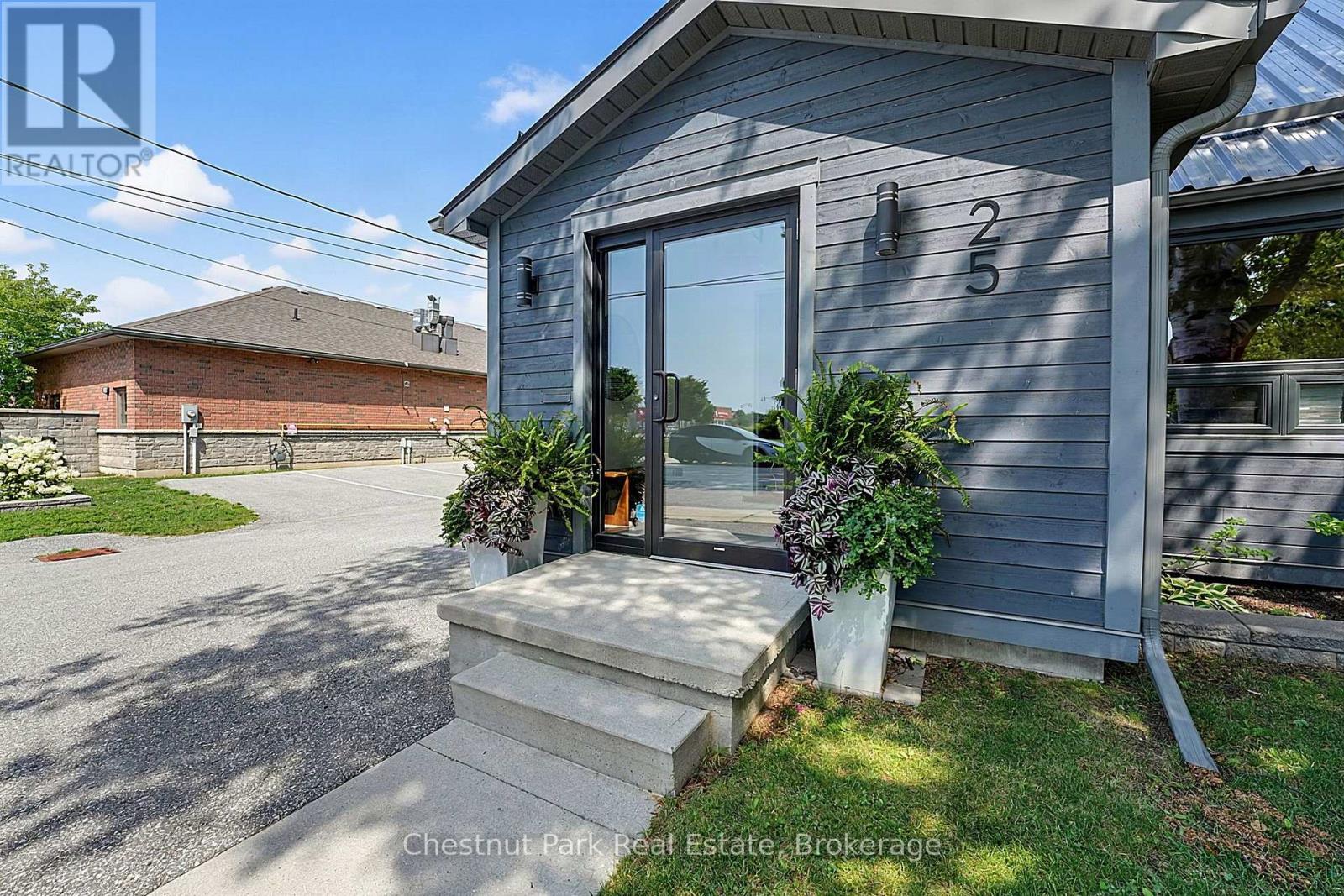 25 Maple Street, Collingwood, Ontario  L9Y 2P7 - Photo 7 - S13663504