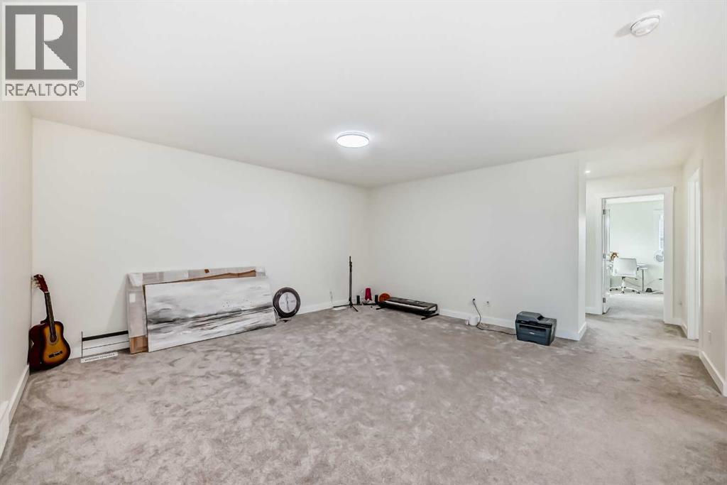 138 Silver Spruce Grove Sw, Calgary, Alberta  T2X 5M2 - Photo 42 - A2327181