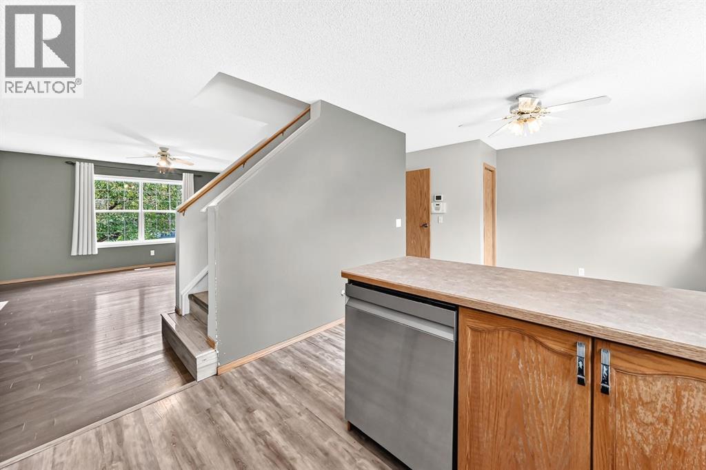 15 Coventry Link Ne, Calgary, Alberta  T3K 5H6 - Photo 8 - A2334681
