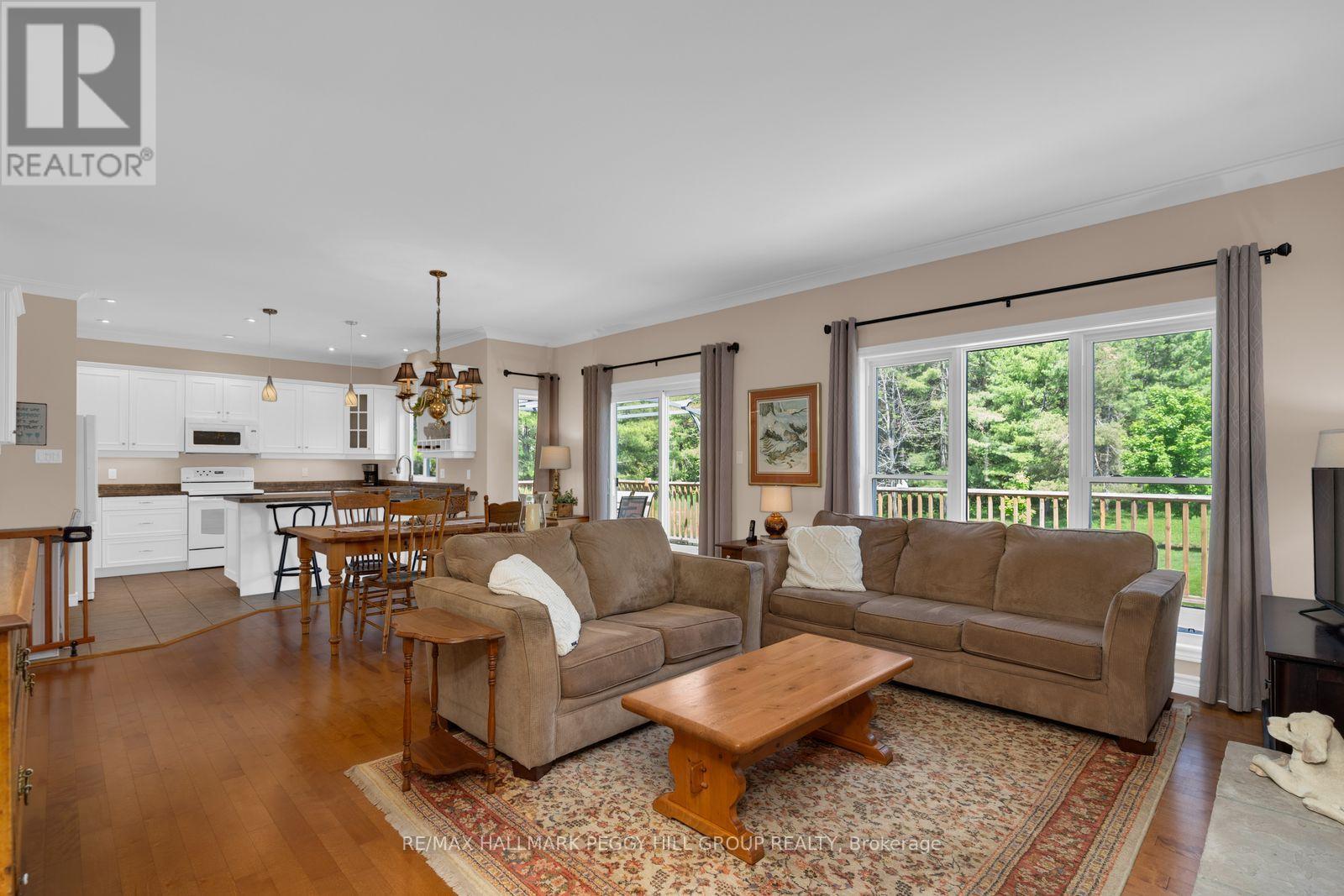 764 Warminster Side Road, Oro-Medonte, Ontario  L0K 1E0 - Photo 5 - S13422166