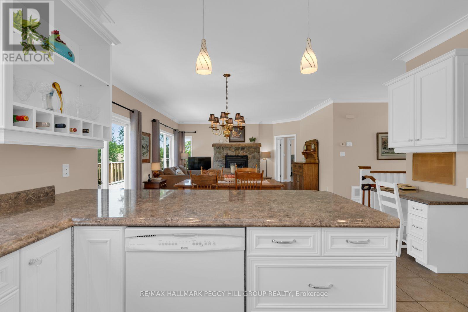 764 Warminster Side Road, Oro-Medonte, Ontario  L0K 1E0 - Photo 9 - S13422166