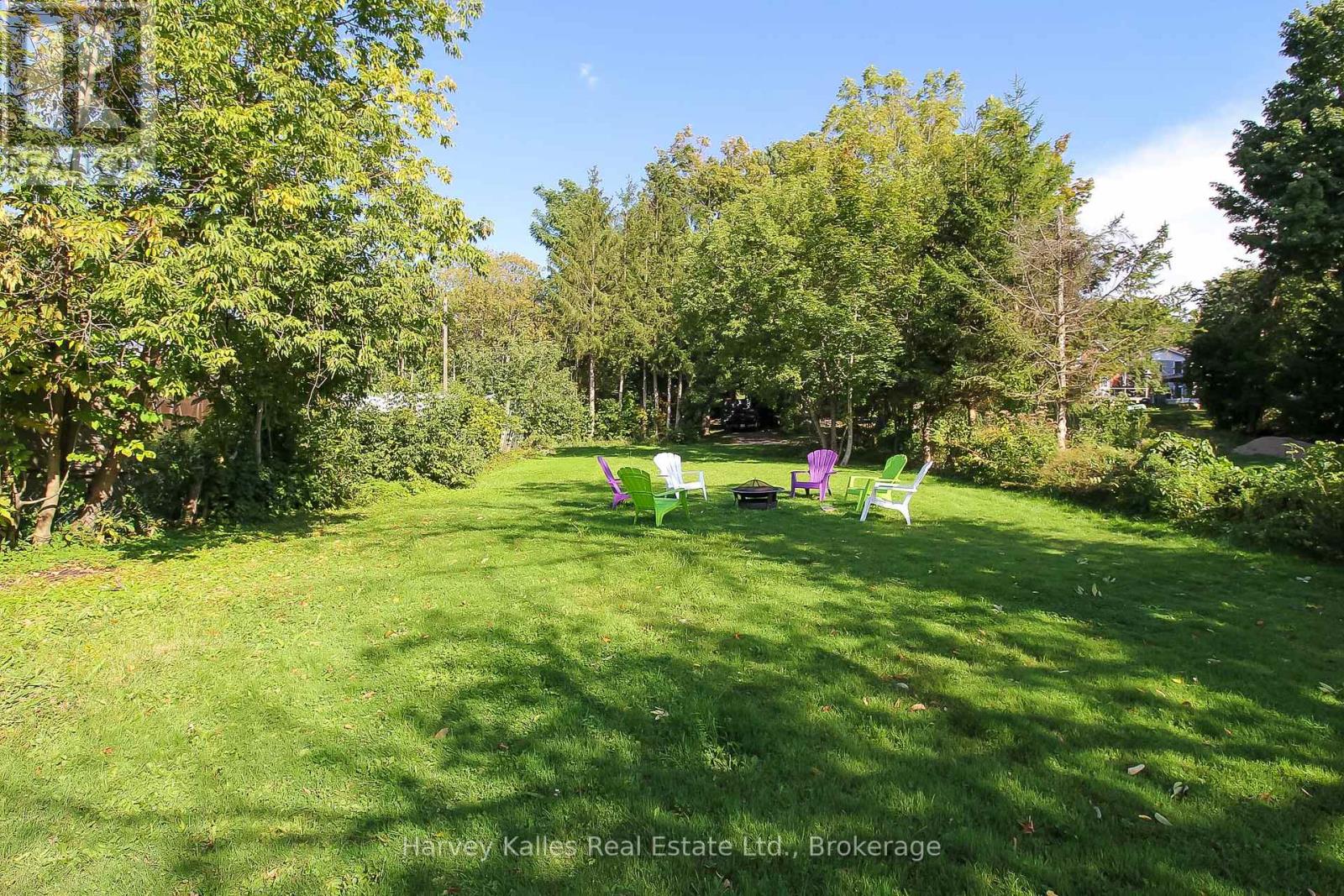 27 Peel Street, Penetanguishene, Ontario  L9M 1A5 - Photo 23 - S13664216