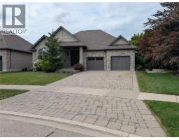 303 TERRACE WOOD Crescent, Kitchener, Ontario