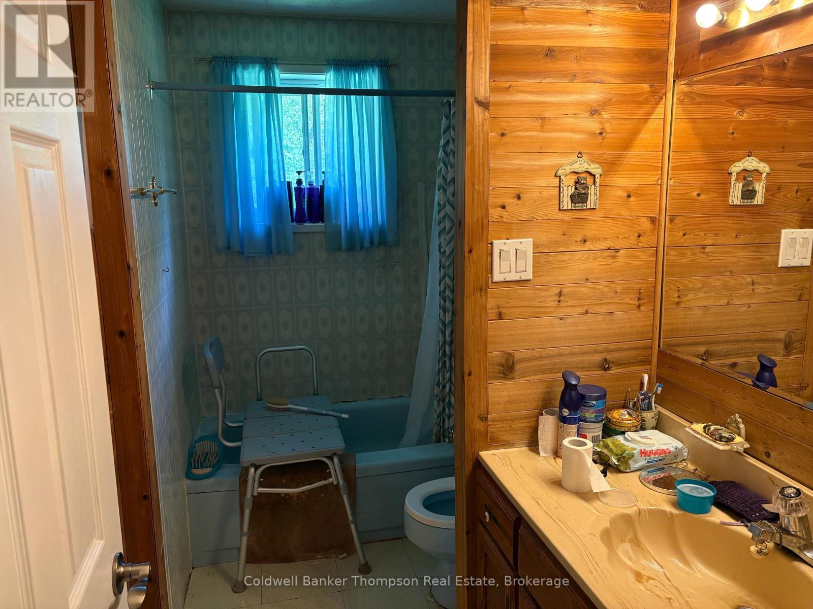 109 Patrick Street, Magnetawan, Ontario  P0A 1P0 - Photo 9 - X13664192
