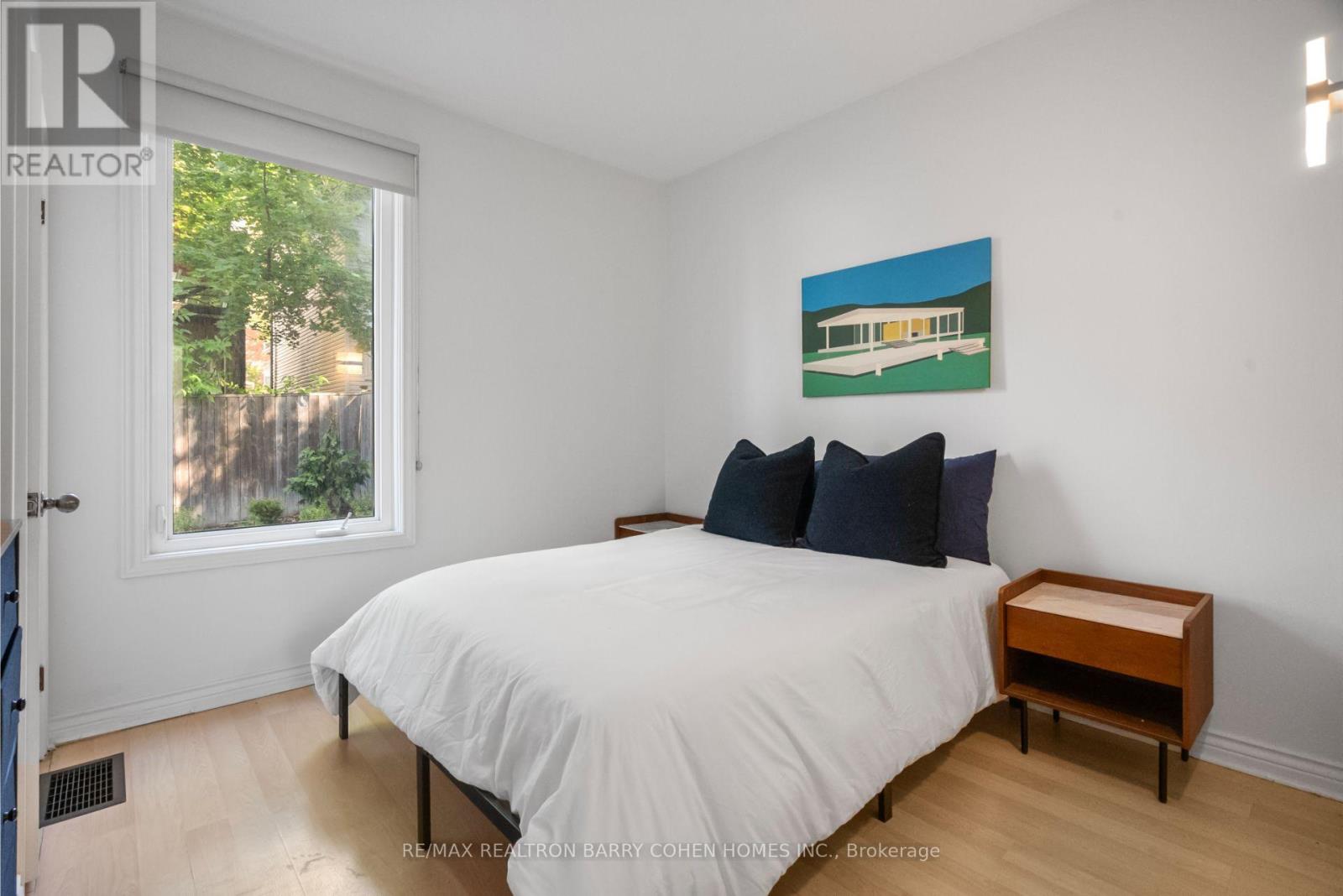 Main - 371 Howland Avenue, Toronto, Ontario M5R 3C1 - Photo 11 - C13664172