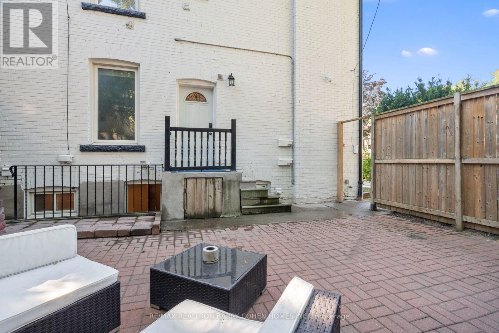 Upper - 371 Howland Avenue, Toronto, Ontario M5R 3C1 - Photo 14 - C13664176